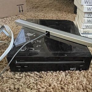Wii Console controllers and games